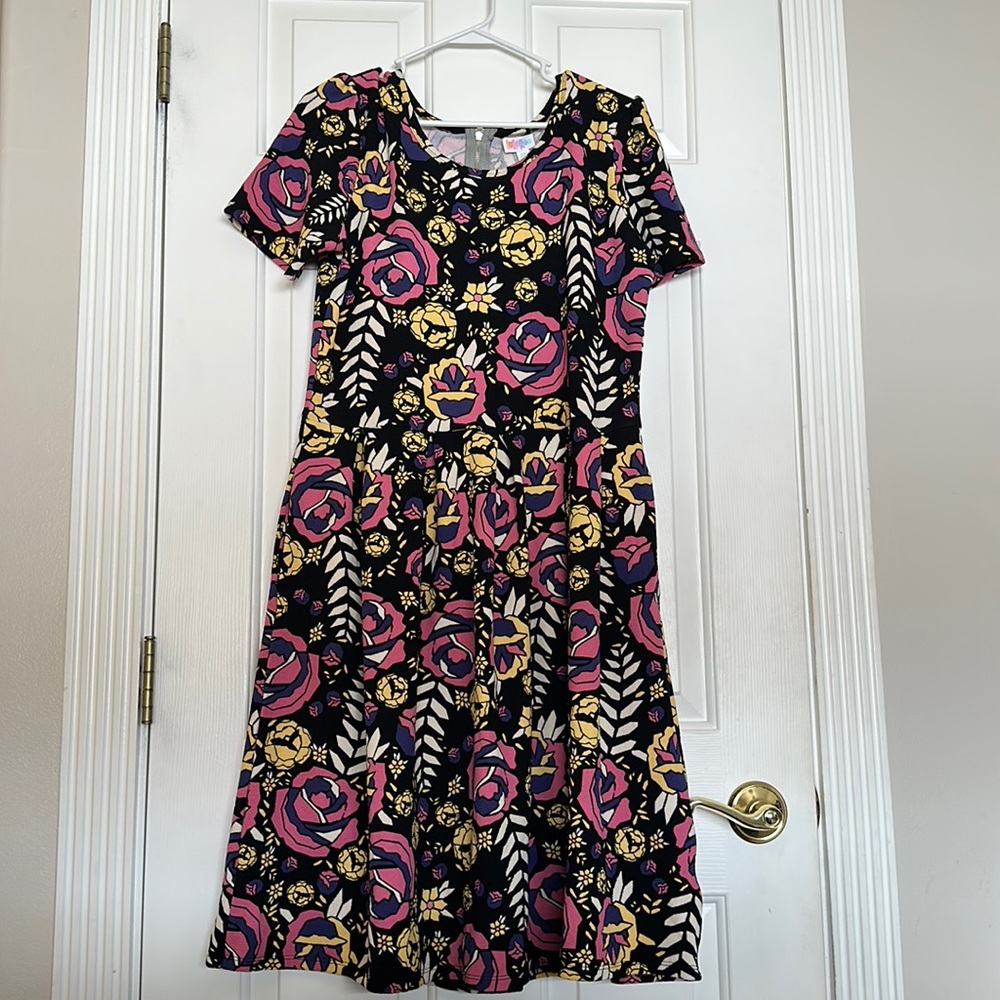 Lula Roe women’s size 2XL back zip short sleeve floral black and pink dress